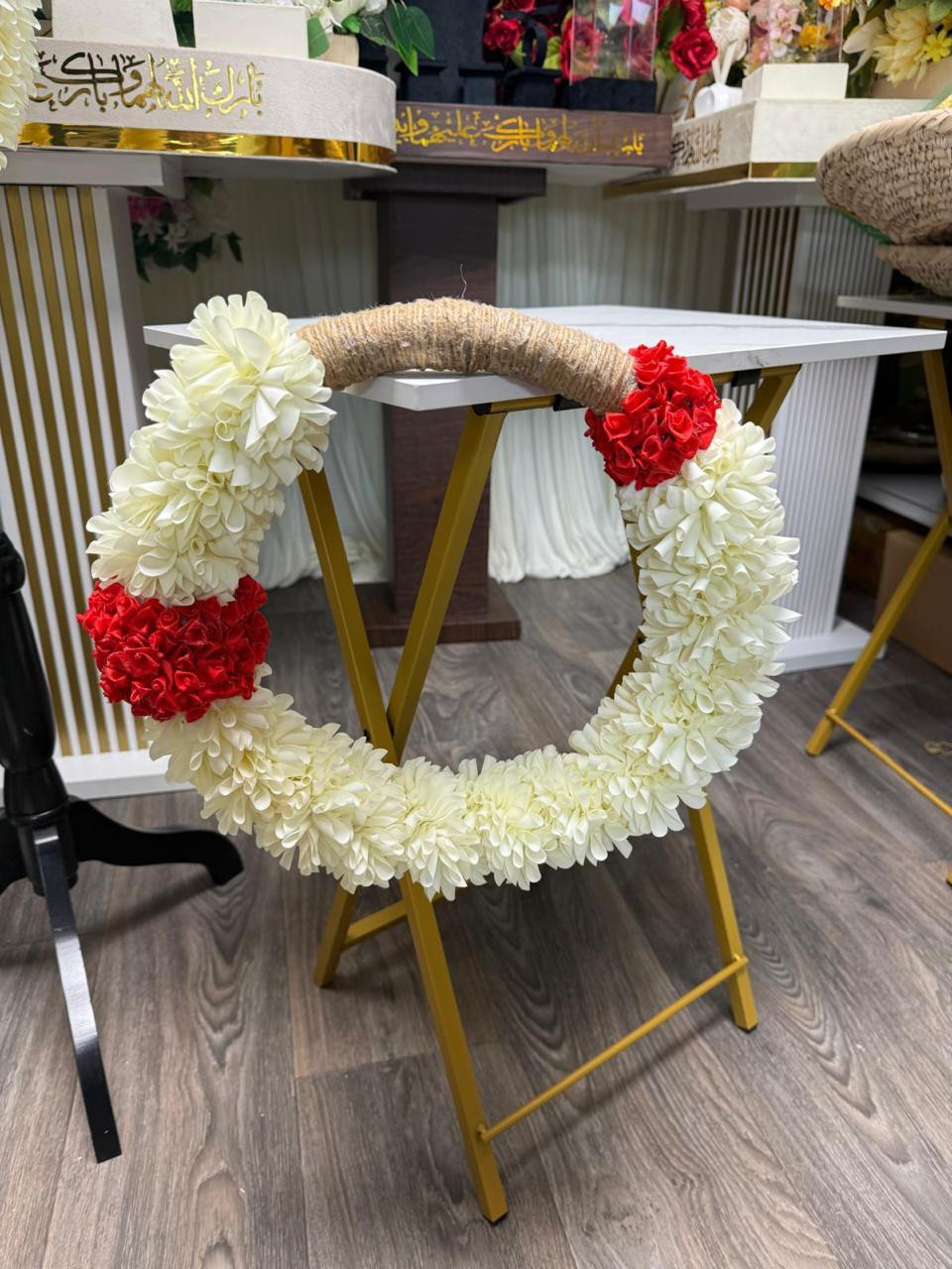 مسكه فل صناعي للايجار