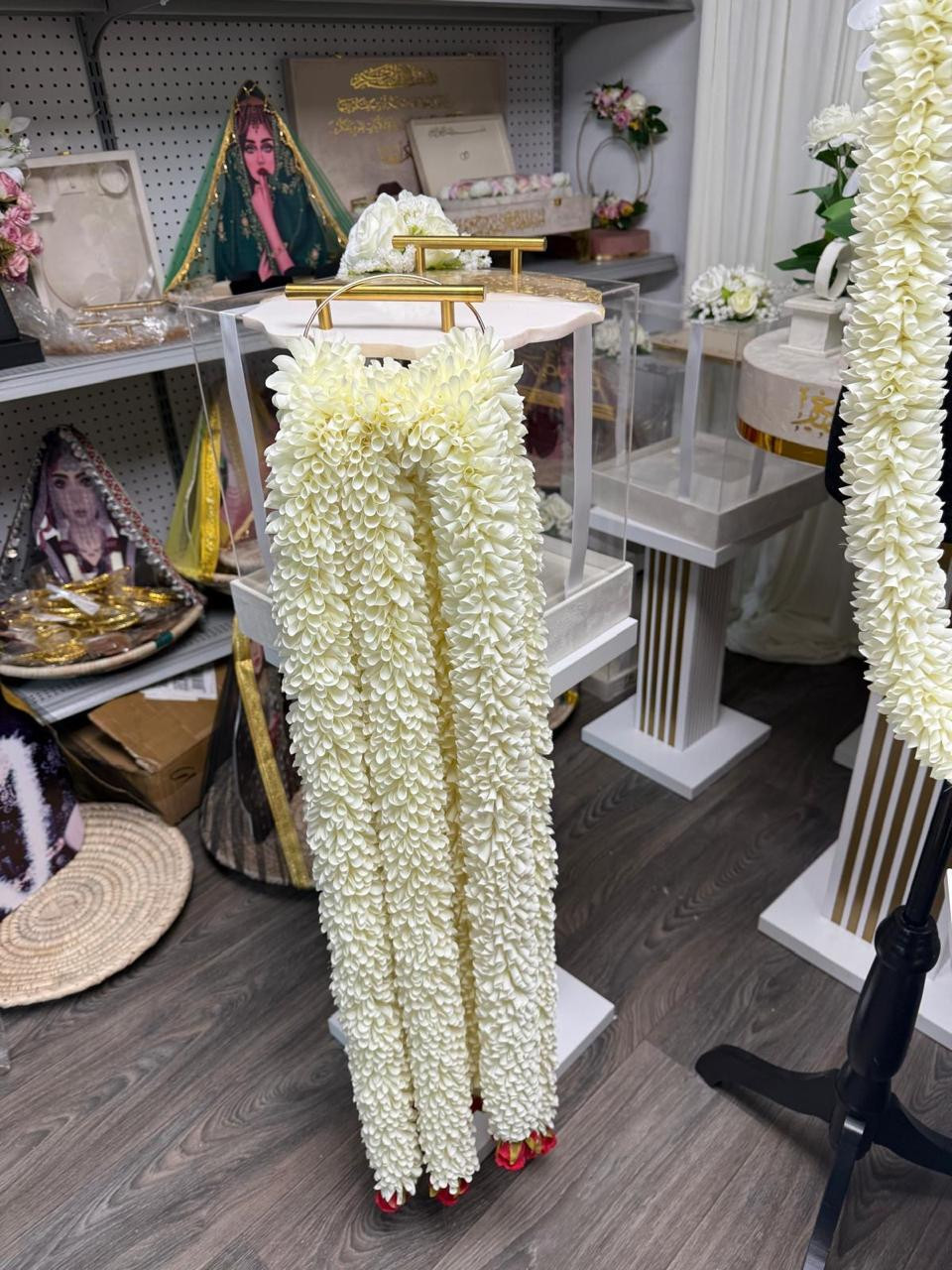 مسكة عروس فل