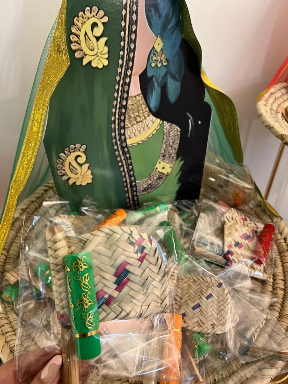 توزيعات حناء